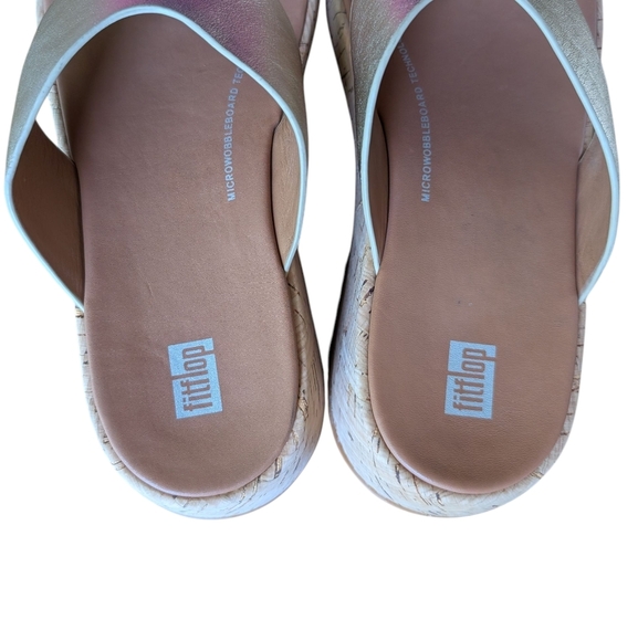 Fitflop Gold Sandals sz 8.5 - Picture 2 of 5